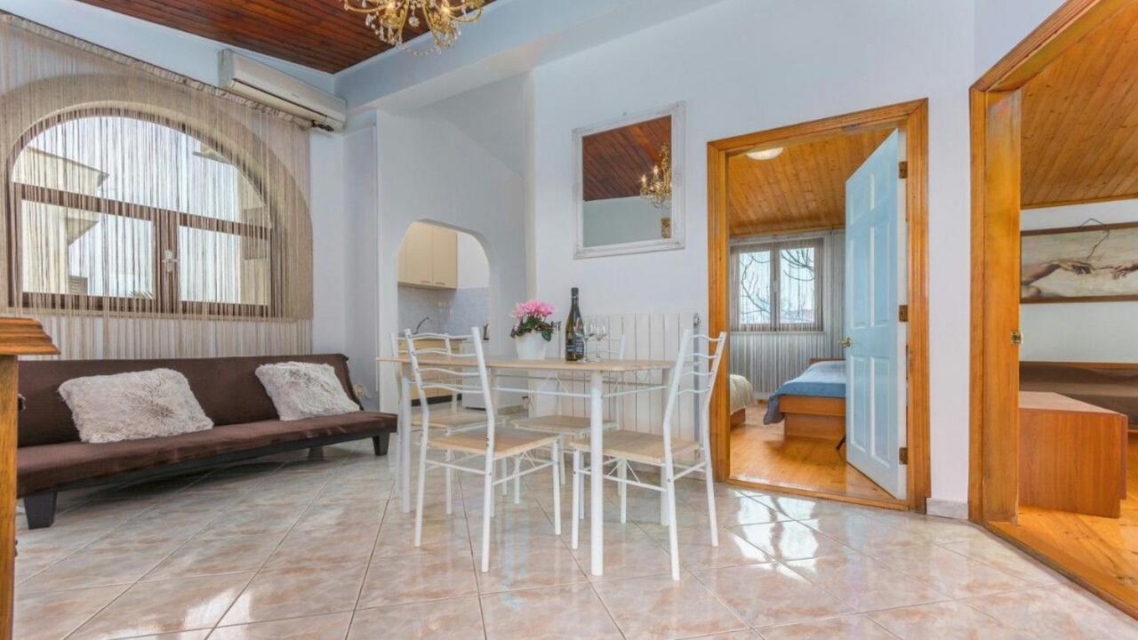 Apartment Dory By Rent Istria Porec Bagian luar foto
